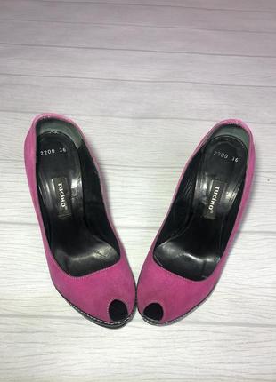Рожеві жіночі, натуральні всередині і зовні замшеві туфлі7 фото