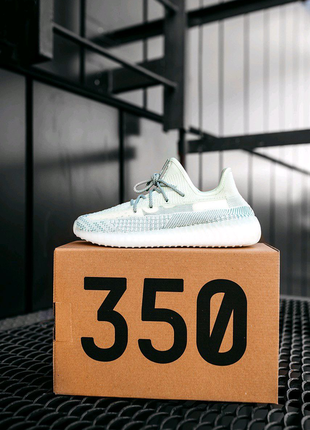 Adidas yeezy boost 350 v2 / кросівки5 фото