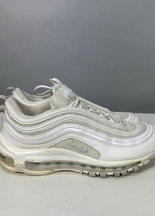 Кроссовки от nike