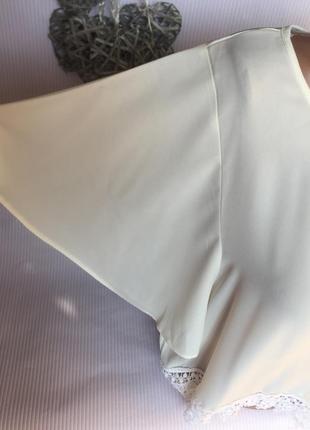 Ніжна блуза з широкими рукавами3 фото