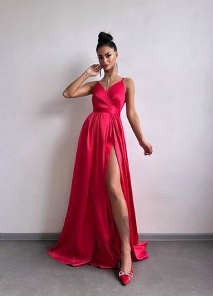 Елегантна червона атласна сукн максі з розрізом на ніжці xs s m l вечірнє довге плаття до випускного 42 44 468 фото