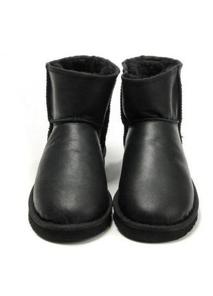 Жіночі шкіряні чорні уггі / ugg classic mini black leather7 фото