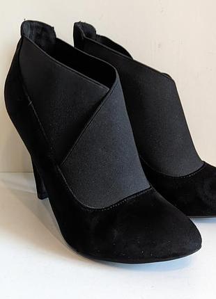 Черевики ботильйони жіночі замшеві