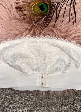 Крутезный белоснежный топ без брителей, р.м