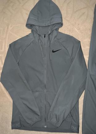 Костюм nike pro, оригінал, розмір s/m6 фото