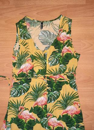 Плаття плаття в підлогу