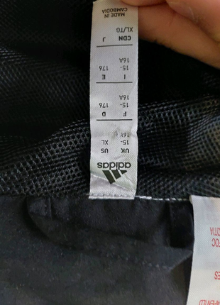 Adidas  чоловіча розмір хl , без дефектів в ідеальному стані3 фото