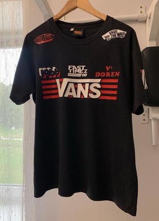 Футболка vans