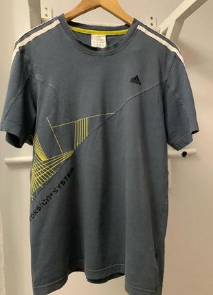 Футболка adidas