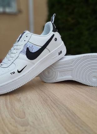 Кросівки жіночі nike air force 1 lv8 білі з чорним, шкіряні...4 фото