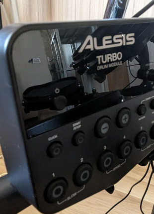 Alesis turbo drum modul8 фото