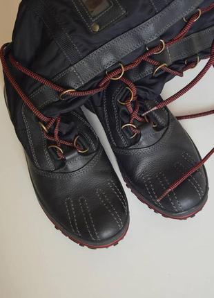 Ботинки сапоги tommy hilfiger
на евро зиму, внутри есть утепление
размер 366 фото