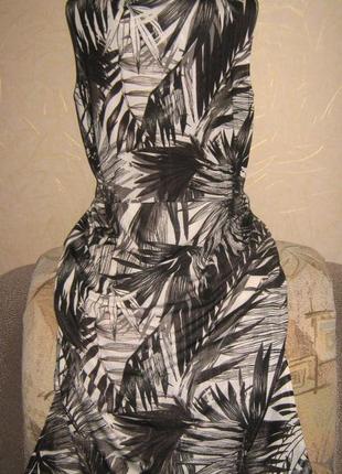 Стрейчевое стильное платье2 фото