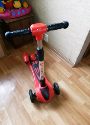 Дитячий самокат scooter з музикою, підсвічуванням та bluetooth2 фото