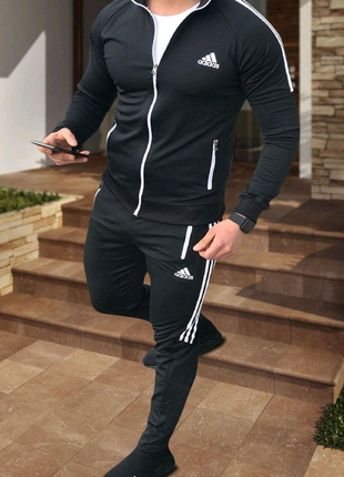 Чоловічий спортивний костюм adidas