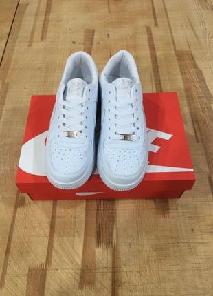 Кросівки nike air force аір форс vans old skool  air jordan найки4 фото