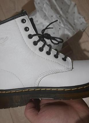 Женские зимние  ботинки dr.martens 1460