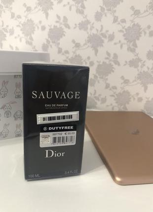 Sauvage (dior) для стильного  мужчины