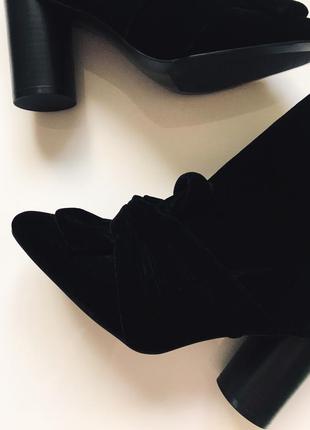 Стильные черные ботильоны на цилиндрическом каблуке zara 🖤 полусапожки ботинки на каблуке9 фото