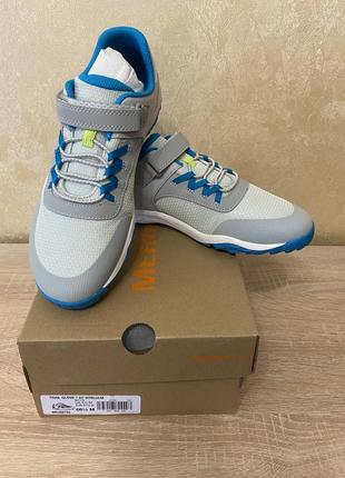 Нові легкі кросівки merrell