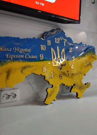 Годинник україна із епоксидної смоли8 фото