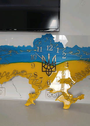 Годинник україна із епоксидної смоли8 фото