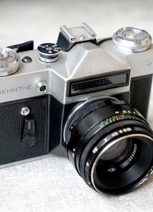 Зеніт е, об'єктив геліос-44-2 (плівковий, дзеркальний фотоапарат.