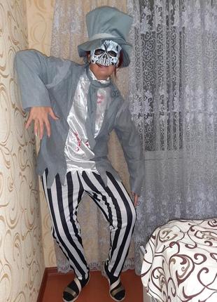 Карнавальный костюм на хеллоуин взрослый.1 фото