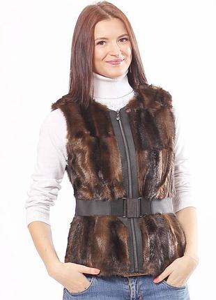 Жилет из эко-меха