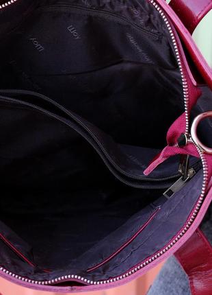 Качественная кожаная сумка на плечо для формата а4 бордовая8 фото