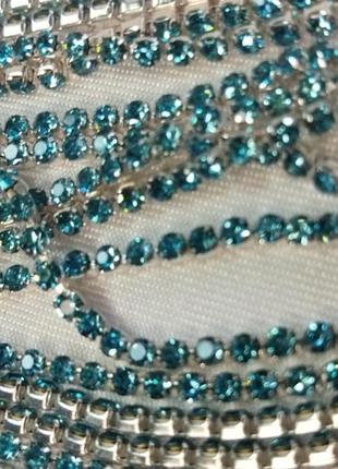 Лента-стразы  в цапах голубой в серебре 2,3 мм