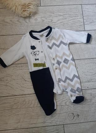 Чоловічок на новонародженого немовляти теплий2 фото