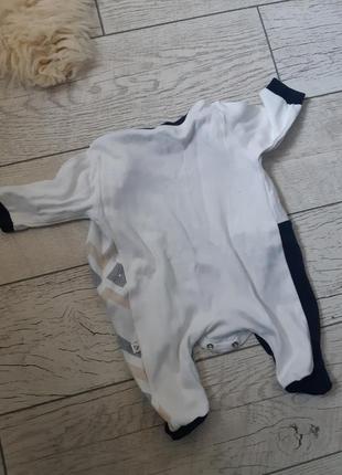 Чоловічок на новонародженого немовляти теплий3 фото