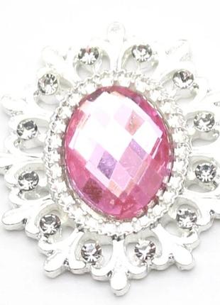 Камінь в сріблястій оправі 2,4*2,8 см світло-рожевий