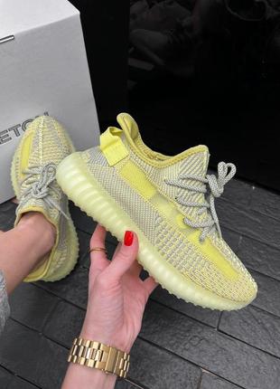 Кросівки жіночі yeezy boost 350 нові, якісні/демісезонні/літні2 фото