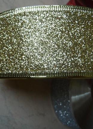 Новогодняя лента с проволочным краем золотой глитер ширина 5 см1 фото