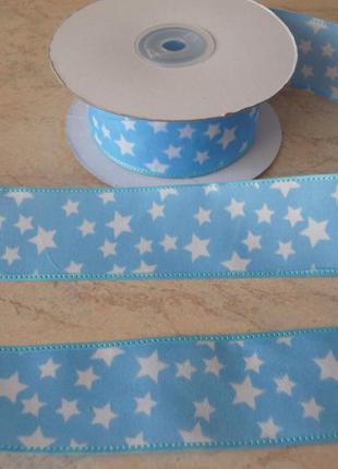 Лента декор звезды на голубом шириной 4 см