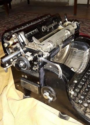 Друкована машинка німеччина 40х років3 фото