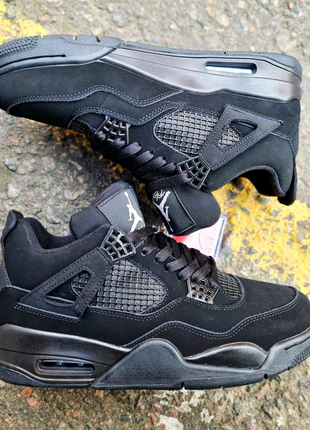 Нові nike air jordan 4 black cat