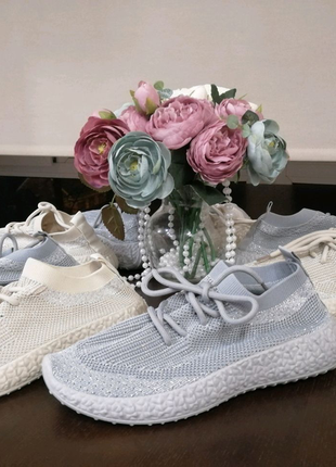 Adidas yeezy кросівки шикарні nude туреччина5 фото