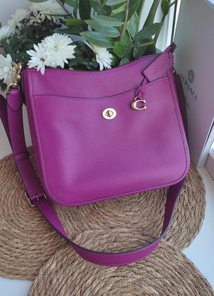 Женская сумочка coach chaise crossbody bag deep plum pebble leather1 фото