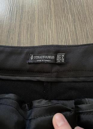 Брюки брюки черные атласные широкие прямые stradivarius5 фото