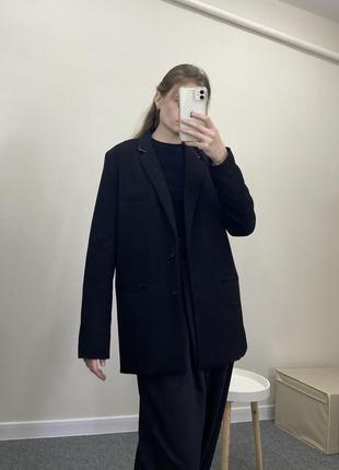 Классический чёрный базовый пиджак