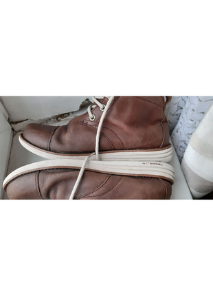 Продам шкіряні черевики colambia7 фото