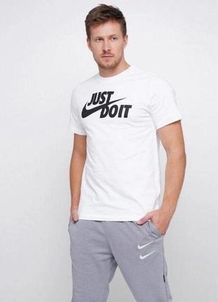 Футболка хлопковая длинная мужская nike just do it l белая