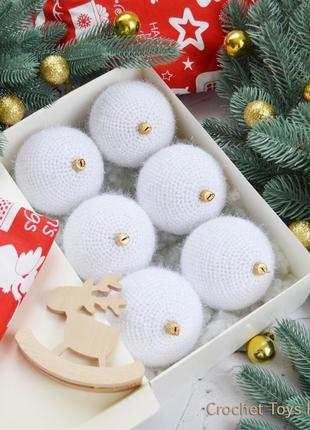 Білі новорічні кулі, ялинкові прикраси, іграшки на ялинку, новорічний декор1 фото