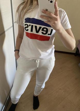 Футболка levis