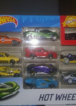 Набір машинок hot wheels 10 шт.