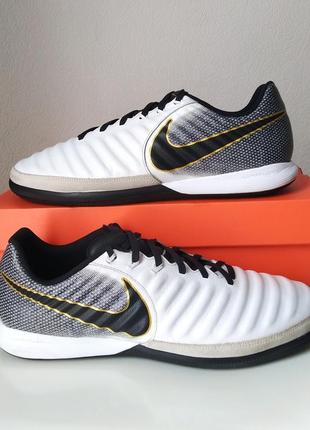 Футзалки 43-44
nike timempo lunar pro, бутсы, копочки1 фото