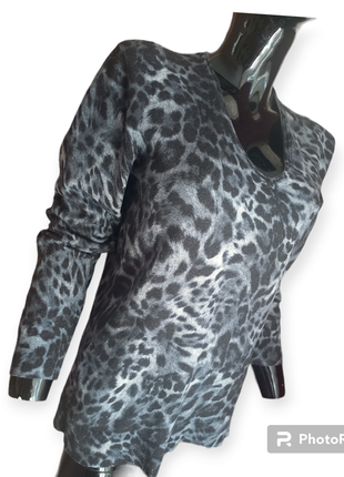 Трендовий светр зі звірним принтом 12-14